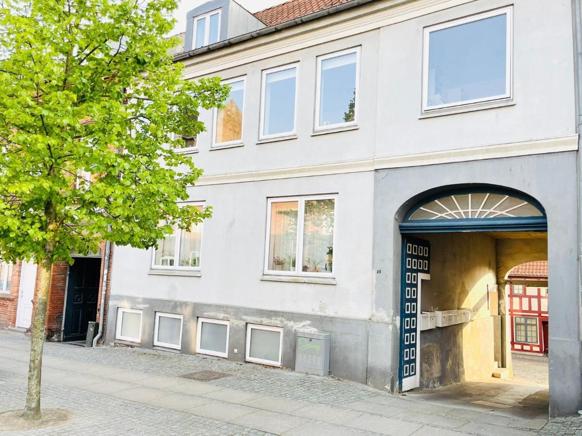 Scandinavian Apartment Hotel - Tobaksgarden - 2 Room Apartment Horsens Extérieur photo